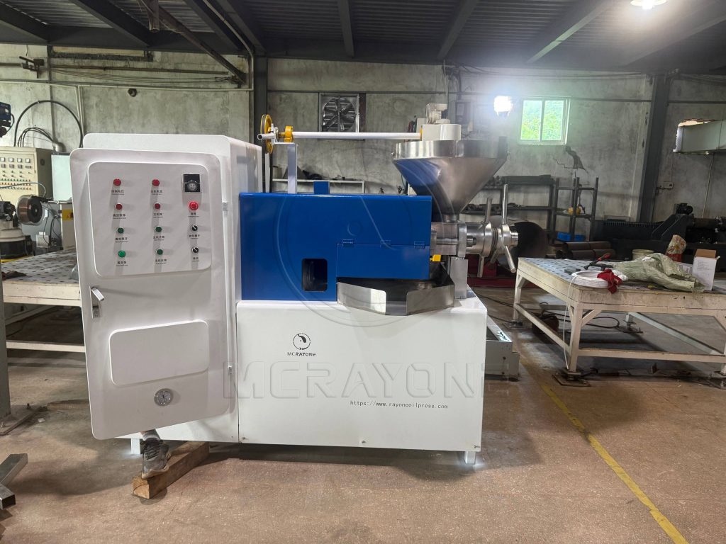 Precision in Every Press: The MCRAYONE Bar Cage Oil Press