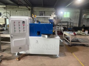 Precision in Every Press: The MCRAYONE Bar Cage Oil Press