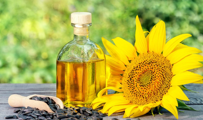Effect of Shelling on the Quality and Flavor of Sunflower Oil
